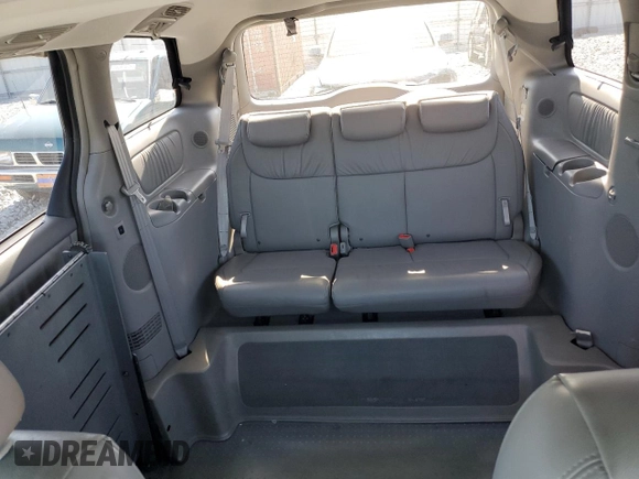 2010 Toyota Sienna XLE with VIN 5TDYK4CC1AS325572, listed as a Copart auction lot 53334805 with 100,426 mi miles and Salvage Title. Bid and sale history available at carsss.com. Image 10.