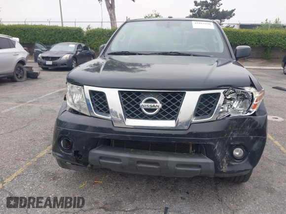 2016 Nissan Frontier SV z VIN 1N6AD0ER8GN758758, wystawiony jako IAAI lot #42163250 z przebiegiem 136 868 mil mil oraz . Historia ofert i sprzedaży dostępna na DreamBid. Obrazek 12.