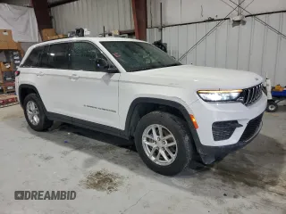 2024 Jeep Grand Cherokee Laredo X with VIN 1C4RJGAG2RC185995, listed as a Copart auction lot 56421785 with 19,068 mi miles and Salvage title. Bid and sale history available at DreamBid. Image 4.