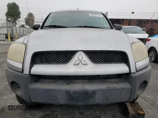 2007 Mitsubishi Raider LS with VIN 1Z7HC22KX7S125465, listed as a Copart auction lot 83835744 with 88,063 mi miles and Clean Title. Bid and sale history available at carsss.com. Image 5.