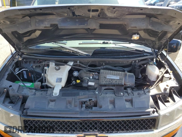 2018 Chevrolet Express Cargo Van with VIN 1GCWGBFG5J1242705, listed as a Copart auction lot 55627615 with 77,611 mi miles and Clean Title. Bid and sale history available at carsss.com. Image 12.