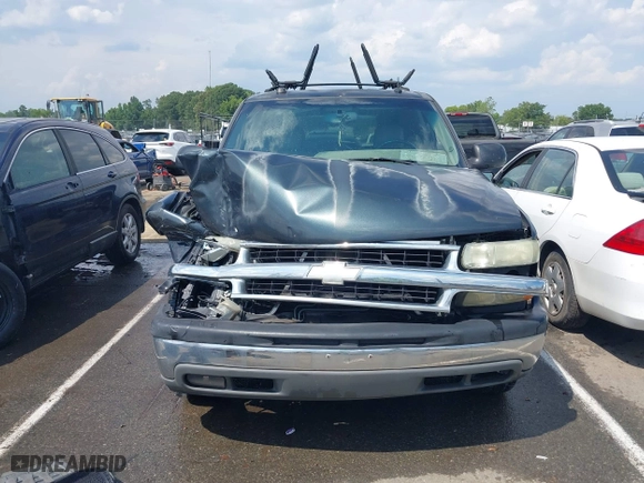 2004 Chevrolet Tahoe LT with VIN 1GNEC13Z04J134981, listed as a IAAI auction lot 39886652 with 244,056 mi miles. Bid and sale history available at carsss.com. Image 13.