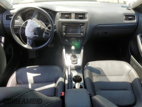 2011 Volkswagen Jetta SE with VIN 3VWDZ7AJ0BM367744, listed as a Copart auction lot 58503225 with 84,031 mi miles and Clean title. Bid and sale history available at DreamBid. Image 8.