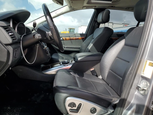 2011 Mercedes-Benz R-Class R 350 with VIN 4JGCB6FE0BA114778, listed as a Copart auction lot 78431244 with 74,101 mi miles and Salvage Title. Bid and sale history available at carsss.com. Image 7.