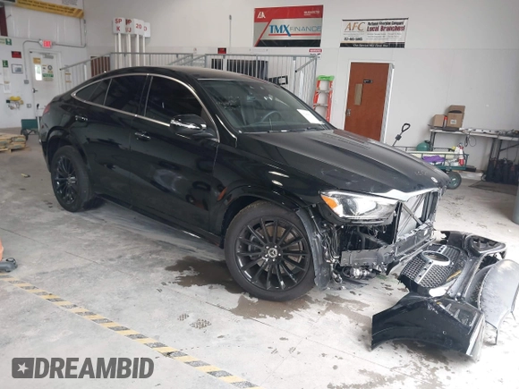 2025 Mercedes-Benz GLE 450 with VIN 4JGFD5KB7SB319795, listed as a IAAI auction lot 42284819 with 3,711 mi miles and . Bid and sale history available at DreamBid. Image 1.