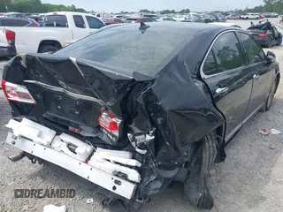 2012 Lexus ES 330 z VIN JTHBK1EG8C2509145, wystawiony jako IAAI lot #42160893 z przebiegiem 125 071 mil mil oraz . Historia ofert i sprzedaży dostępna na DreamBid. Obrazek 4.