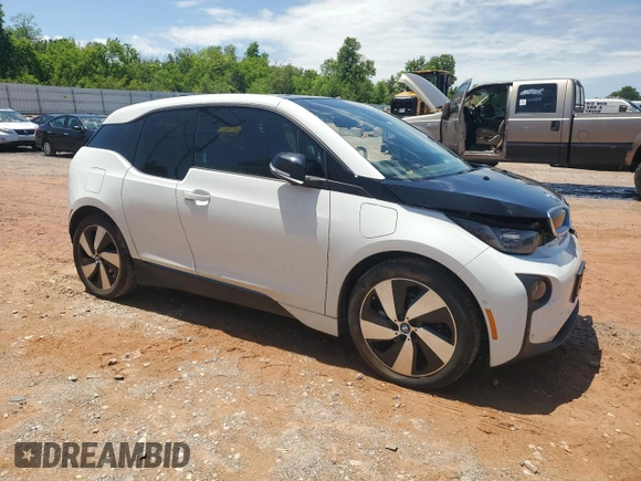 2017 BMW i3 with VIN WBY1Z8C38HV892218, listed as a Copart auction lot 59941365 with 38,313 mi miles and Salvage title. Bid and sale history available at DreamBid. Image 4.