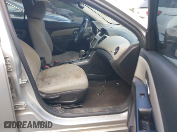 2014 Chevrolet Cruze 1LT with VIN 1G1PC5SB5E7403383, listed as a IAAI auction lot 41960344 with 141,586 mi miles and . Bid and sale history available at DreamBid. Image 5.
