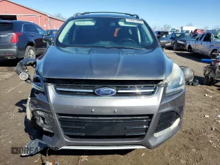 2013 Ford Escape Titanium with VIN 1FMCU9J92DUD43843, listed as a Copart auction lot 49061945 with 153,068 mi miles and Clean title. Bid and sale history available at DreamBid. Image 5.