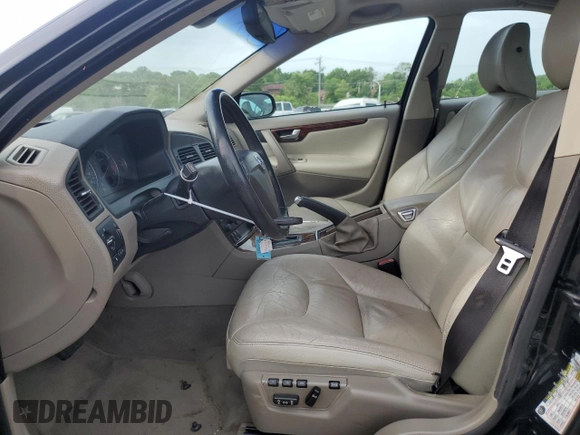 2007 Volvo S60 2.5L Turbo with VIN YV1RH592072606327, listed as a Copart auction lot 70507484 with 127,729 mi miles and Non Repairable. Bid and sale history available at carsss.com. Image 7.