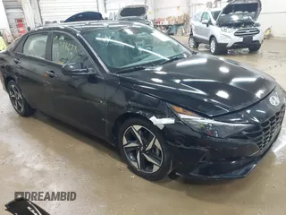 2023 Hyundai Elantra SEL z VIN KMHLS4AG2PU436700, wystawiony jako IAAI lot #42388277 z przebiegiem 31 047 mil mil oraz . Historia ofert i sprzedaży dostępna na DreamBid. Obrazek 1.