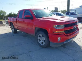 2018 Chevrolet Silverado 1500 LT with VIN 1GCVKREH2JZ100326, listed as a IAAI auction lot 41811192 with 110,352 mi miles. Bid and sale history available at carsss.com. Image 1.