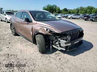 2017 Infiniti QX30 Luxury with VIN SJKCH5CR3HA017228, listed as a Copart auction lot 69993244 with 89,014 mi miles and Salvage Title. Bid and sale history available at carsss.com. Image 11.