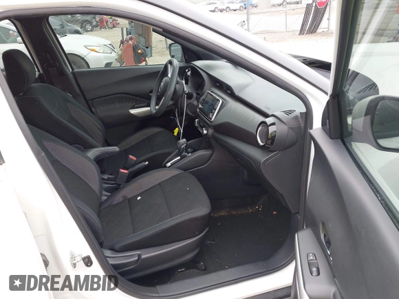 2020 Nissan Kicks SV with VIN 3N1CP5CV9LL500956, listed as a IAAI auction lot 42164189 with 51,678 mi miles and . Bid and sale history available at DreamBid. Image 5.