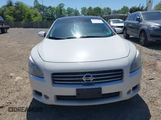2010 Nissan Maxima 3.5 SV w/Premium Pkg with VIN 1N4AA5AP0AC864580, listed as a IAAI auction lot 42142007 with 186,845 mi miles. Bid and sale history available at carsss.com. Image 6.
