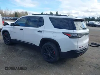 2021 Chevrolet Traverse Premier with VIN 1GNEVKKW7MJ250461, listed as a IAAI auction lot 41809650 with 61,661 mi miles. Bid and sale history available at carsss.com. Image 3.