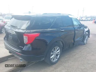 2024 Ford Explorer Limited with VIN 1FMSK8FH3RGA31290, listed as a IAAI auction lot 41951463 with 24,047 mi miles. Bid and sale history available at carsss.com. Image 4.