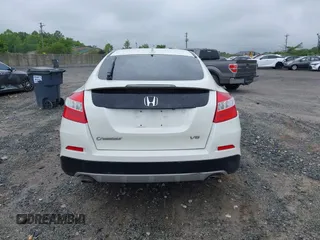 2015 Honda Crosstour EX-L z VIN 5J6TF1H5XFL000901, wystawiony jako IAAI lot #42147541 z przebiegiem 124 949 mil mil oraz . Historia ofert i sprzedaży dostępna na DreamBid. Obrazek 16.