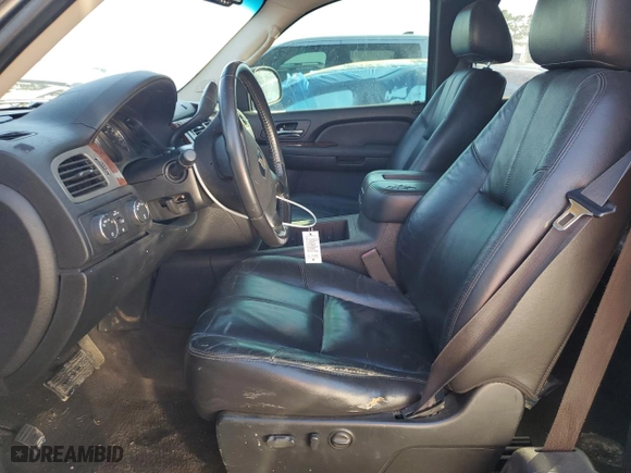 2009 Chevrolet Silverado 1500 LTZ with VIN 1GCEK39J09Z266429, listed as a Copart auction lot 45602525 with 163,931 mi miles and Salvage Title. Bid and sale history available at carsss.com. Image 7.