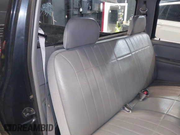 1995 Ford Ranger Splash z VIN 1FTCR10A7STA63518, wystawiony jako IAAI lot #42098095 z przebiegiem 75 409 mil mil oraz . Historia ofert i sprzedaży dostępna na DreamBid. Obrazek 8.