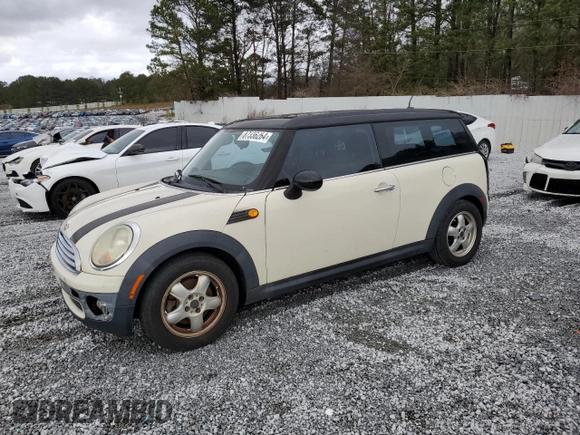 2010 MINI Clubman z VIN WMWML3C55ATX38164, wystawiony jako Copart lot #87336264 z przebiegiem 127 934 mil mil oraz Czysty tytuł • Clean title. Historia ofert i sprzedaży dostępna na DreamBid. Obrazek 1.