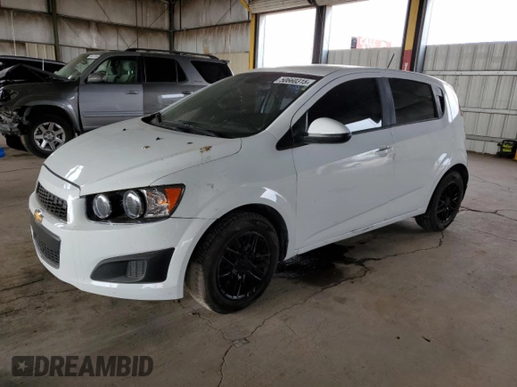 2016 Chevrolet Sonic LS z VIN 1G1JA6SHXG4118365, wystawiony jako Copart lot #50660315 z przebiegiem 129 039 mil mil oraz Czysty tytuł • Clean title. Historia ofert i sprzedaży dostępna na DreamBid. Obrazek 1.