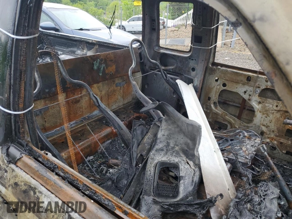 2005 Ford Ranger XL z VIN 1FTZR15E55PA85262, wystawiony jako Copart lot #57637155 z przebiegiem Nie podano mil oraz Szkoda całkowita • Salvage title. Historia ofert i sprzedaży dostępna na DreamBid. Obrazek 10.