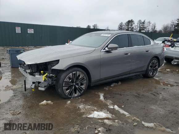 2024 BMW 5 Series 530i xDrive with VIN WBA53FJ09RCR59579, listed as a Copart auction lot 44914145 with 5,632 mi miles and Salvage Title. Bid and sale history available at carsss.com. Image 1.