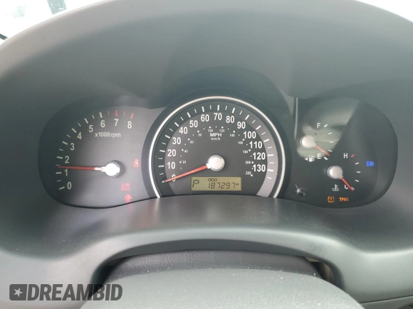 2009 Kia Sedona LX with VIN KNDMB233196314313, listed as a Copart auction lot 44050935 with 187,297 mi miles and Salvage Title. Bid and sale history available at carsss.com. Image 9.