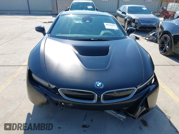 2017 BMW i8 with VIN WBY2Z2C36HV676644, listed as a IAAI auction lot 40525323 with 29,962 mi miles. Bid and sale history available at carsss.com. Image 13.
