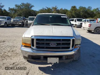 1999 Ford F-350 XL with VIN 1FTSW30F3XEE22631, listed as a Copart auction lot 83521754 with 368,980 mi miles and Salvage title. Bid and sale history available at DreamBid. Image 5.