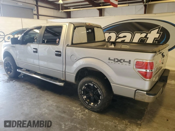 2011 Ford F-150 XLT z VIN 1FTFW1ET8BFB75243, wystawiony jako Copart lot #62375265 z przebiegiem 326 075 mil mil oraz Czysty tytuł • Clean title. Historia ofert i sprzedaży dostępna na DreamBid. Obrazek 2.
