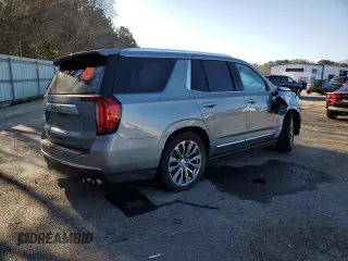 2024 GMC Yukon Denali with VIN 1GKS2DKL4RR123136, listed as a Copart auction lot 87199564 with 17,796 mi miles and Salvage Title. Bid and sale history available at carsss.com. Image 3.