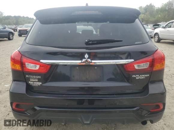 2019 Mitsubishi Outlander ES z VIN JA4AR3AU5KU028749, wystawiony jako Copart lot #52692835 z przebiegiem 122 439 mil mil oraz Szkoda całkowita • Salvage title. Historia ofert i sprzedaży dostępna na DreamBid. Obrazek 6.