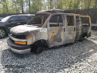 2003 Chevrolet Express Cargo YF7 Upfitter z VIN 1GBFG15T531136271, wystawiony jako Copart lot #52173144 z przebiegiem Nie podano mil oraz Szkoda całkowita • Salvage title. Historia ofert i sprzedaży dostępna na DreamBid. Obrazek 1.
