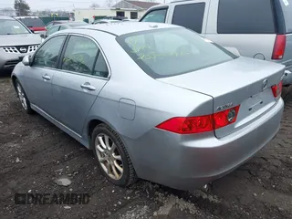 2008 Acura TSX with VIN JH4CL968X8C001624, listed as a IAAI auction lot 41851826 with 999,999 mi miles. Bid and sale history available at carsss.com. Image 3.