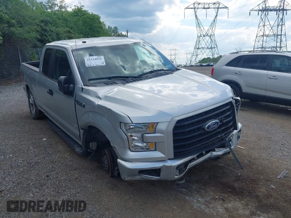 2017 Ford F-150 XL z VIN 1FTEX1EP5HFC32258, wystawiony jako IAAI lot #42224816 z przebiegiem 68 263 mil mil oraz . Historia ofert i sprzedaży dostępna na DreamBid. Obrazek 6.