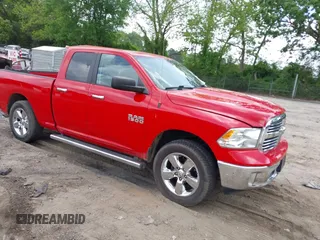 2014 Ram 1500 Big Horn z VIN 1C6RR6GG8ES429358, wystawiony jako IAAI lot #42181318 z przebiegiem 127 996 mil mil oraz . Historia ofert i sprzedaży dostępna na DreamBid. Obrazek 1.