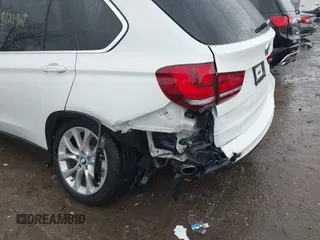 2016 BMW X5 sDrive35i with VIN 5UXKR2C56G0R69814, listed as a IAAI auction lot 41088279 with 81,219 mi miles. Bid and sale history available at carsss.com. Image 6.