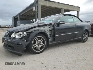 2004 Mercedes-Benz CLK 500 z VIN WDBTK75G44T014606, wystawiony jako Copart lot #87860275 z przebiegiem 65 244 mil mil oraz Szkoda całkowita • Salvage title. Historia ofert i sprzedaży dostępna na DreamBid. Obrazek 1.