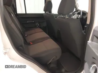 2010 Jeep Commander Sport z VIN 1J4RG4GK7AC132121, wystawiony jako IAAI lot #41187854 z przebiegiem 155 413 mil mil oraz . Historia ofert i sprzedaży dostępna na DreamBid. Obrazek 8.