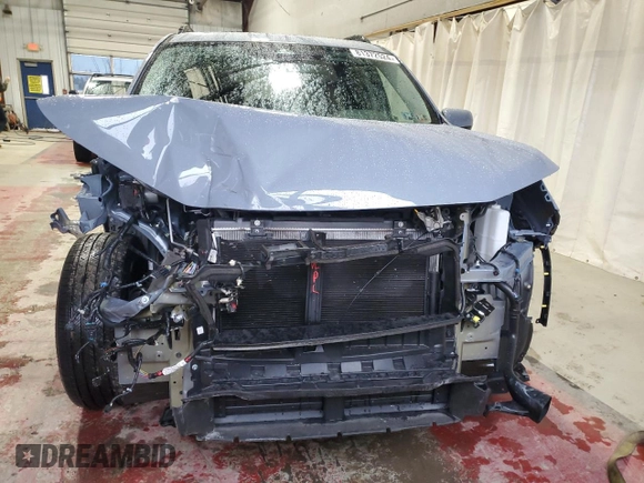 2024 Honda Pilot Touring with VIN 5FNYG1H72RB039726, listed as a Copart auction lot 81372524 with 10,851 mi miles and Salvage Title. Bid and sale history available at carsss.com. Image 5.
