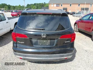 2017 Honda Pilot Touring with VIN 5FNYF5H91HB038268, listed as a IAAI auction lot 42786448 with 62,195 mi miles and . Bid and sale history available at DreamBid. Image 17.