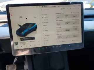 2024 Tesla Model Y Long Range z VIN 7SAYGDEE6RA322800, wystawiony jako Copart lot #49470595 z przebiegiem 16 372 mil mil oraz Szkoda całkowita • Salvage title. Historia ofert i sprzedaży dostępna na DreamBid. Obrazek 9.
