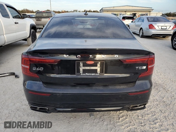 2020 Volvo S60 R-Design with VIN 7JR102FM3LG072611, listed as a Copart auction lot 76905744 with 0 mi miles and Non Repairable. Bid and sale history available at carsss.com. Image 6.