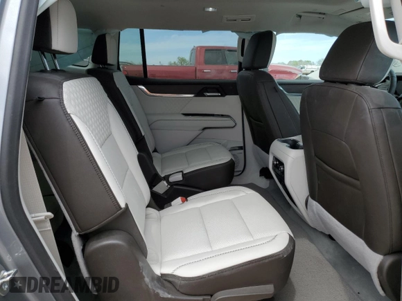 2024 GMC Acadia FWD Denali z VIN 1GKENLKS1RJ176560, wystawiony jako Copart lot #49456855 z przebiegiem 5 509 mil mil oraz Szkoda całkowita • Salvage title. Historia ofert i sprzedaży dostępna na DreamBid. Obrazek 10.