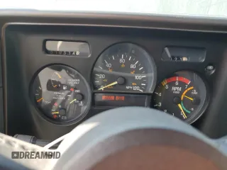 1993 GMC Jimmy z VIN 1GDCT18Z9P0810178, wystawiony jako Copart lot #79442614 z przebiegiem 19 514 mil mil oraz Szkoda całkowita • Salvage title. Historia ofert i sprzedaży dostępna na DreamBid. Obrazek 9.