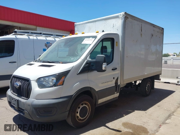 2020 Ford Transit z VIN 1FDBW5Z8XLKA32374, wystawiony jako IAAI lot #42468266 z przebiegiem 80 934 mil mil oraz . Historia ofert i sprzedaży dostępna na DreamBid. Obrazek 17.