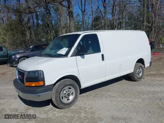 2016 GMC Savana Cargo Van with VIN 1GTW7AFF0G1904247, listed as a IAAI auction lot 41785701 with NaN miles. Bid and sale history available at carsss.com. Image 17.