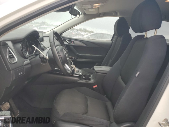 2020 Mazda CX-9 Sport z VIN JM3TCABY6L0413940, wystawiony jako Copart lot #39110534 z przebiegiem 20 881 mil mil oraz . Historia ofert i sprzedaży dostępna na DreamBid. Obrazek 7.